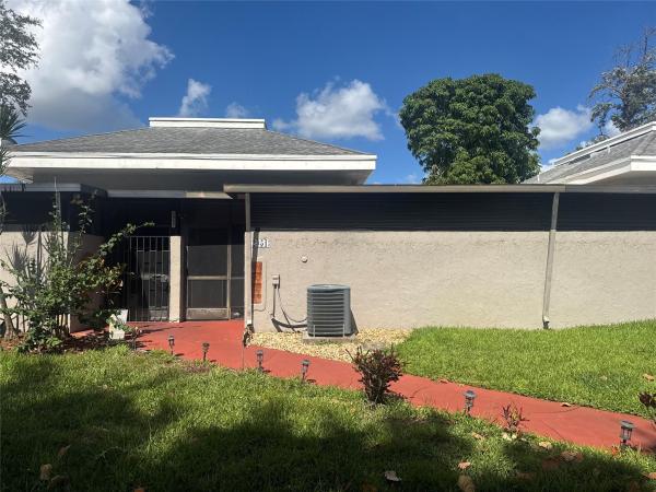Arrowhead Country Club Villas, 2351 SW 81st Ave #104, Davie, Florida 33324, image 1