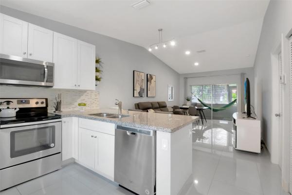 Greenleaf At Whisper Walk, 18893 Argosy Dr #18893, Boca Raton, Florida 33496, image 1