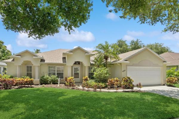 8295 Sandpine Cir, Port St. Lucie, Florida 34952, image 1