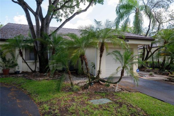 Chelsea At Jacaranda, 464 NW 94th Ter, Plantation, Florida 33324, image 1