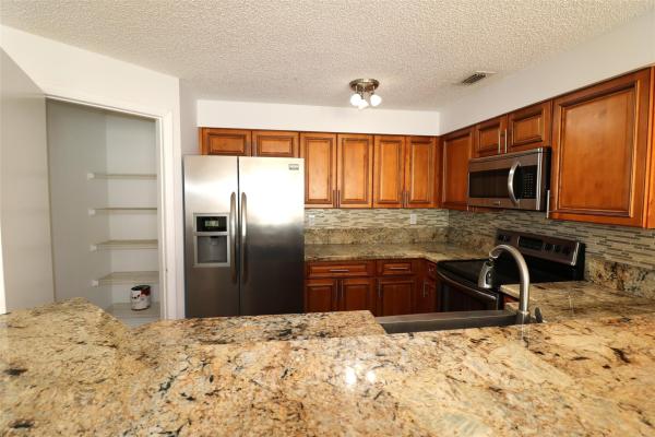 Marina Oaks, 2445 SW 18th Ter #907, Fort Lauderdale, Florida 33315, image 1