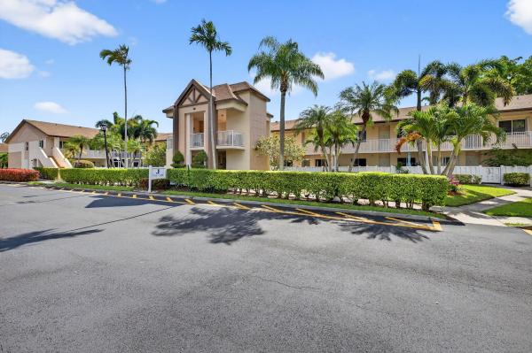 7425 N Devon Dr #107, Tamarac, Florida 33321, image 1
