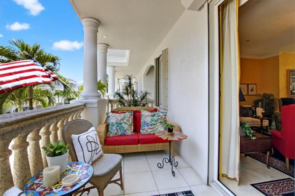 Hillsboro Bay By The Sea, 1754 Bay Dr, Pompano Beach, Florida 33062, image 1