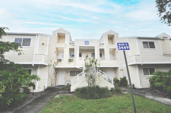 Summer Lake, 3449 NW 44th St #202, Lauderdale Lakes, Florida 33309, image 1