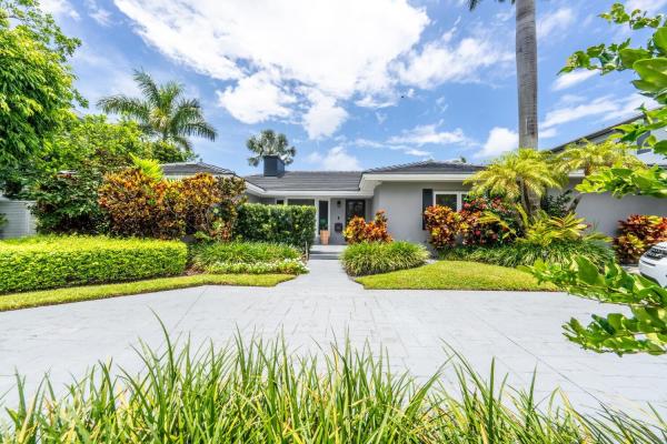 Castilla, 2319 Castilla Isle, Fort Lauderdale, Florida 33301, image 1
