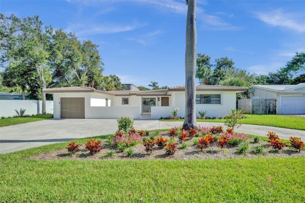 Lighthouse Point Residential, 2111 NE 35th St, Lighthouse Point, Florida 33064, image 1