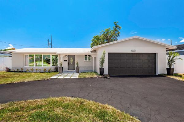 Coral Ridge Isles, 5260 NE 17th Ave, Fort Lauderdale, Florida 33334, image 1