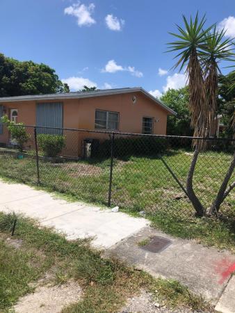 Boulevard Gardens, 3061 NW 2nd St, Fort Lauderdale, Florida 33311, image 1