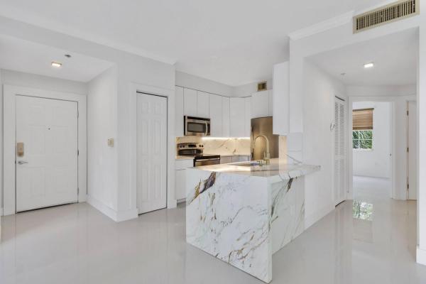 Flagler Pointe, 1803 N Flagler Dr #206, West Palm Beach, Florida 33407, image 1