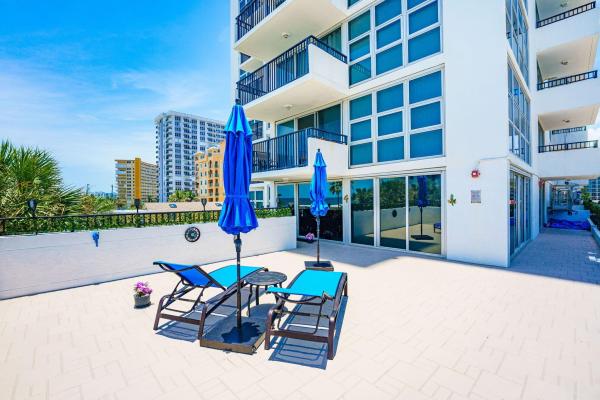 Silver Thatch Atlantic Plaza, 525 N Ocean Blvd #424, Pompano Beach, Florida 33062, image 1