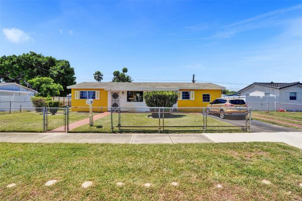 Liberty Homes Estates, 2772 NW 212th St, Miami Gardens, Florida 33056, image 1