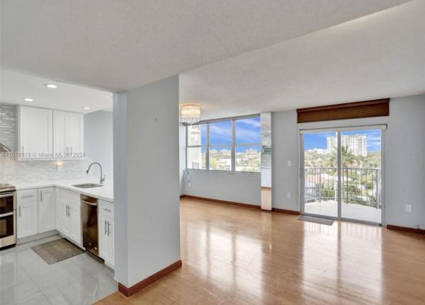 Majorca Towers, 11930 N Bayshore Dr #601, North Miami, Florida 33181, image 1