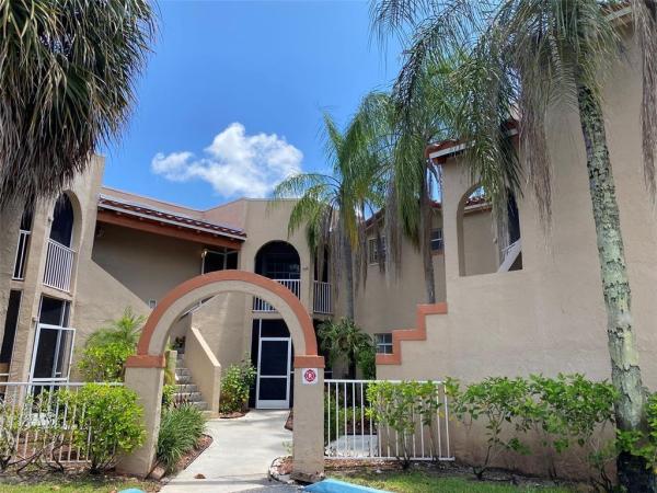 Windmill Lakes, 8734 SW 3rd St #107, Pembroke Pines, Florida 33025, image 1