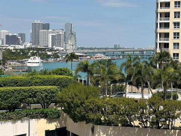 Brickell Key Two, 540 Brickell Key Dr #1214, Miami, Florida 33131, image 1