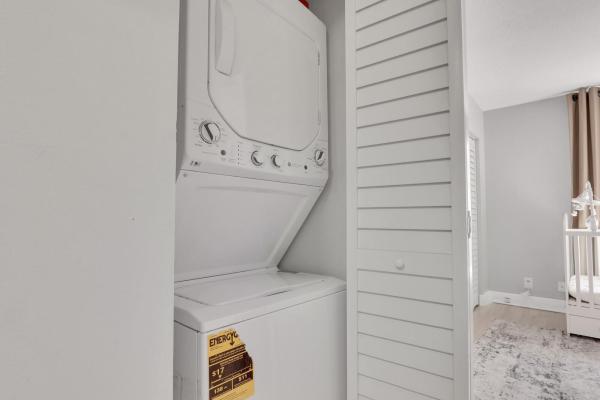 Edgewater Townhomes, 1869 NE 15th Ave, Fort Lauderdale, Florida 33305, image 1