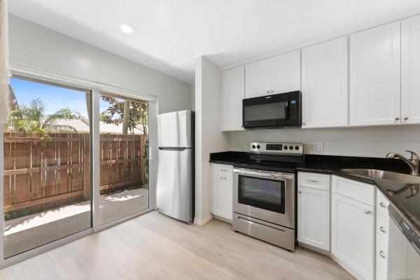 Lakewood East, 910 Banks Rd #910, Coconut Creek, Florida 33063, image 1