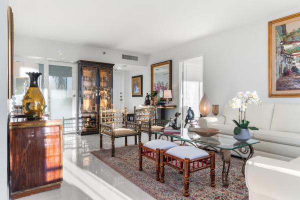 Willow Wood Midrise At Boca Country Club, 6797 Willow Wood Dr #6062, Boca Raton, Florida 33434, image 2
