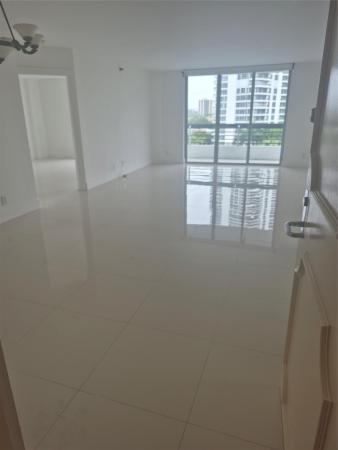 Mystic Pointe Tower 300, 3600 Mystic Pointe Dr #811, Aventura, Florida 33180, image 1