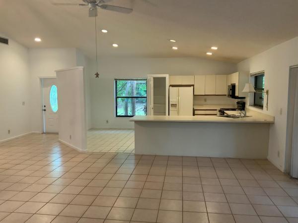 Cinnamon, 11206 Thyme Dr, Palm Beach Gardens, Florida 33418, image 2