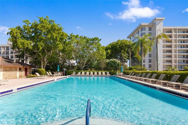 Palm-Aire Country Club 1, 3000 N Palm Aire Dr #403, Pompano Beach, Florida 33069, image 1