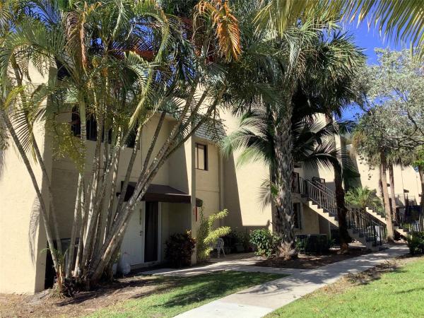 The Racquet Club Of Deer Creek 2, 65 Deer Creek Rd #102, Deerfield Beach, Florida 33442, image 1