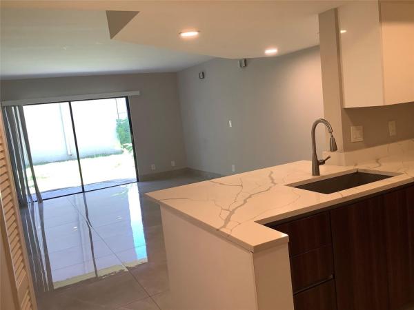 The Racquet Club Of Deer Creek 2, 65 Deer Creek Rd #102, Deerfield Beach, Florida 33442, image 1