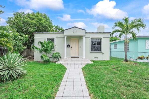 Hollywood Lakes, 1618 Madison St, Hollywood, Florida 33020, image 1