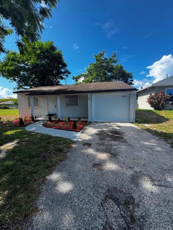 Kenwood, 4577 Clinton Blvd, Lake Worth Beach, Florida 33463, image 1