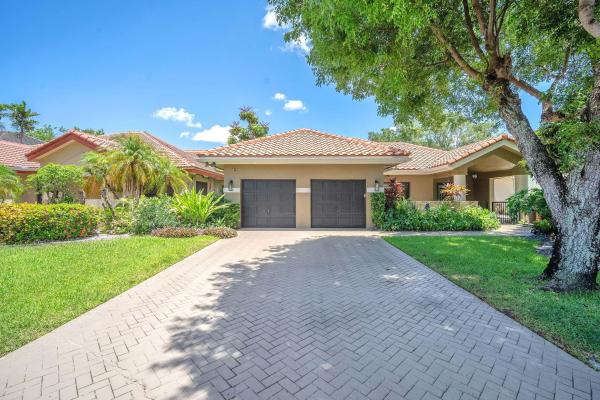 Jacaranda Cove, 820 SW 87th Ter, Plantation, Florida 33324, image 1