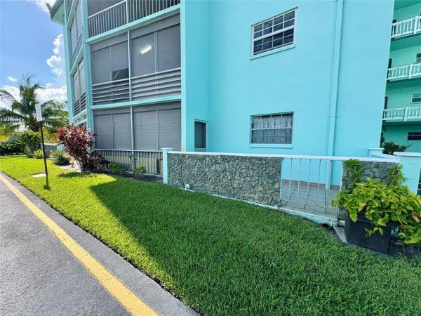 Emerald, 4401 NW 41st St #110, Lauderdale Lakes, Florida 33319, image 1