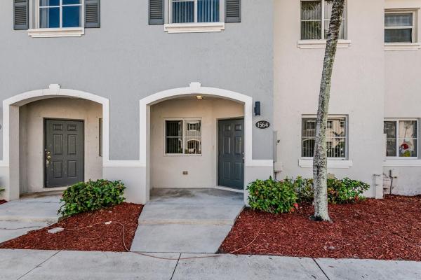 1564 SE 31st Ct, Homestead, Florida 33035, image 1