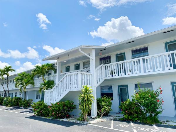 Winfield Gardens, 6550 Winfield Blvd #105, Margate, Florida 33063, image 1