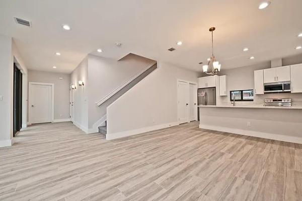 South Middle River, 120 NE 12th St, Fort Lauderdale, Florida 33304, image 1