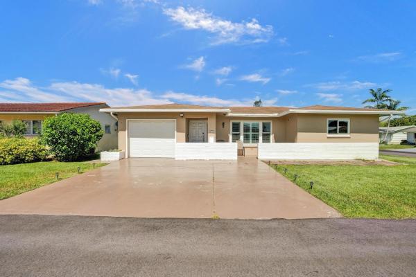 Mainlands Of Tamarac Lakes, 5706 NW 65th Way, Tamarac, Florida 33321, image 1