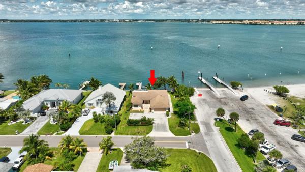Surfside, 1701 Bayshore Dr, Fort Pierce, Florida 34949, image 1