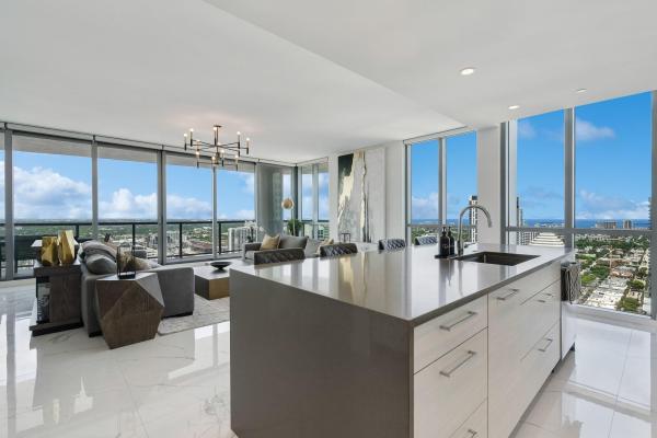 100 Las Olas, 100 E Las Olas Blvd #4001, Fort Lauderdale, Florida 33301, image 1