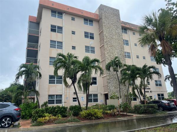 Dixiana, 1830 Dixieanna St #303, Hollywood, Florida 33020, image 1