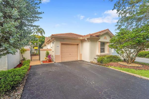 Lakes Of Newport, 7542 NW 3rd St, Plantation, Florida 33317, image 1