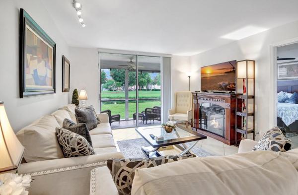Hollybrook Golf & Tennis Club, 8930 S Hollybrook Blvd #103, Pembroke Pines, Florida 33025, image 1