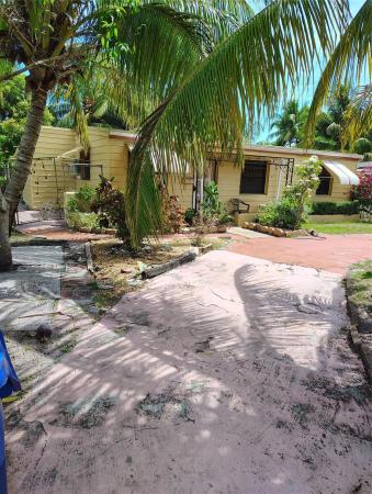 353 NE 160th Ter, Miami, Florida 33162, image 1