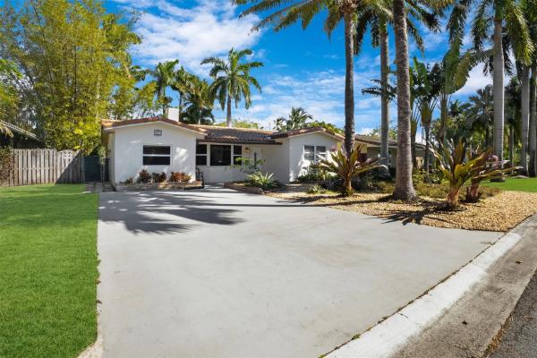 Hollywood Lakes, 1025 Lincoln St, Hollywood, Florida 33019, image 1