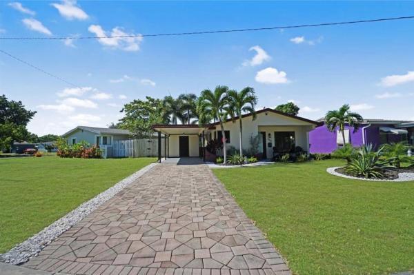 North Andrews Terrace, 260 NE 51st Ct, Oakland Park, Florida 33334, image 1