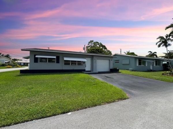 Tamarac Lakes South, 4901 NW 27th Ave, Tamarac, Florida 33309, image 1