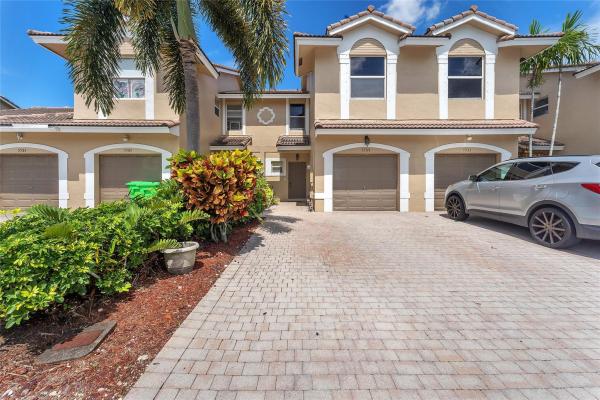 Pine Bay, 5509 NW 90th Ave, Sunrise, Florida 33351, image 1