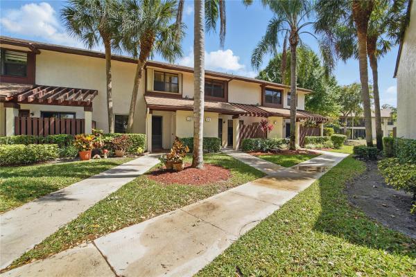 Golden Raintree 5, 4322 N Carambola Cir N #4322, Coconut Creek, Florida 33066, image 1