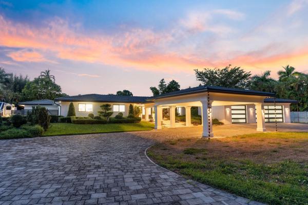 Sunshine Ranches, 13211 Mustang Trl, Southwest Ranches, Florida 33330, image 1