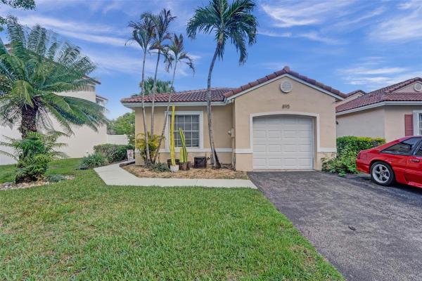 Misty Harbor At Silver Lakes, 895 SW 180th Ter, Pembroke Pines, Florida 33029, image 1