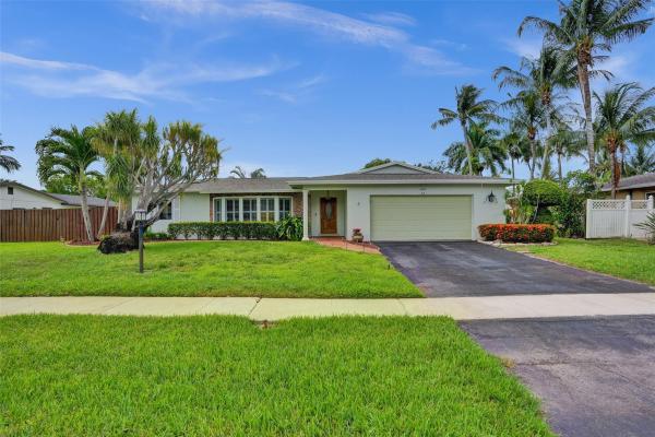 Sala Del Mar, 6000 N 16th Ct, Plantation, Florida 33317, image 1