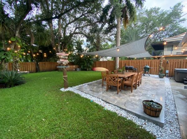 Yellowstone Park, 912 SW 17th St, Fort Lauderdale, Florida 33315, image 1