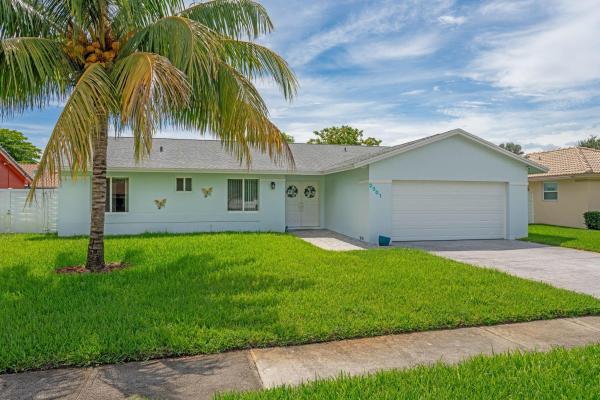 Estates Of Lake Miramar, 2301 E Lake Miramar Cir, Miramar, Florida 33025, image 1
